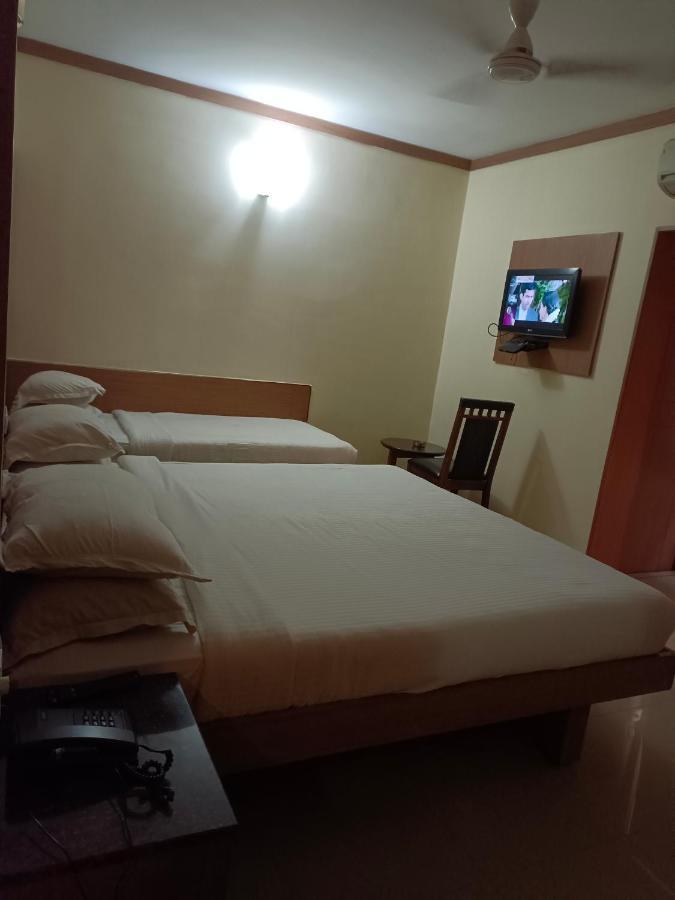 Hotel A P Κοϊμπατόρε Εξωτερικό φωτογραφία